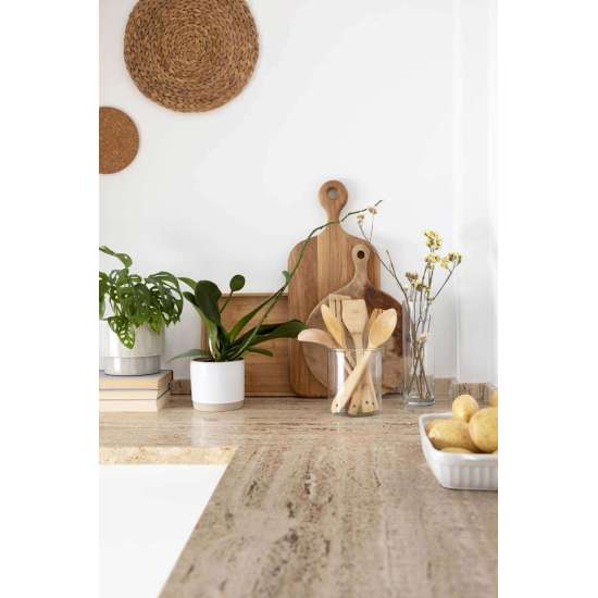 Avec quoi recouvrir un plan de travail de cuisine ?